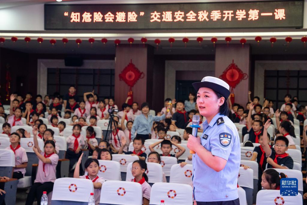 mg游戏官网下载